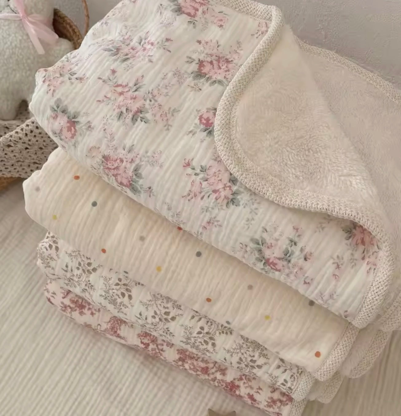 Cobija premium muselina/peluche floral
